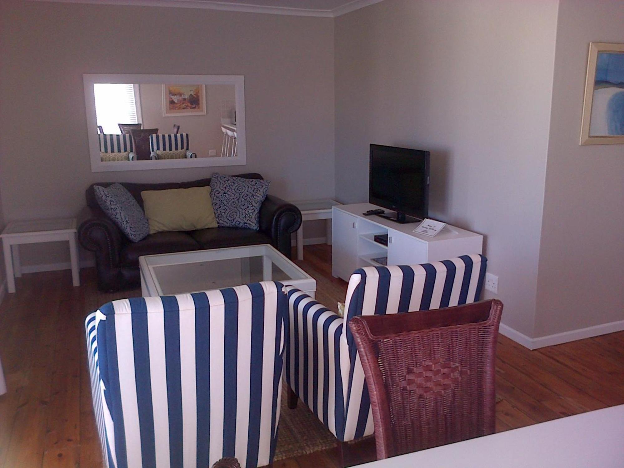 Kenjockity Self Catering Apartments Hermanus Room photo