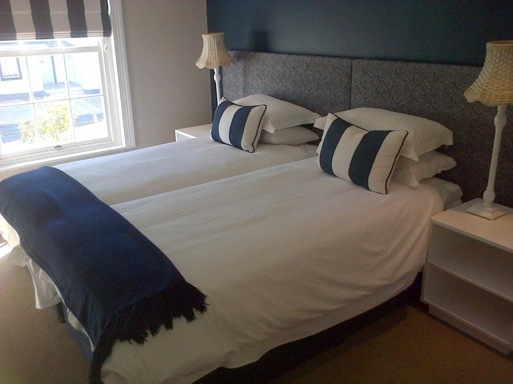Kenjockity Self Catering Apartments Hermanus Room photo
